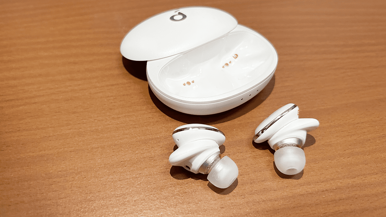 攻城濕不說的秘密 - Soundcore Liberty 3 Pro 充電盒及耳機