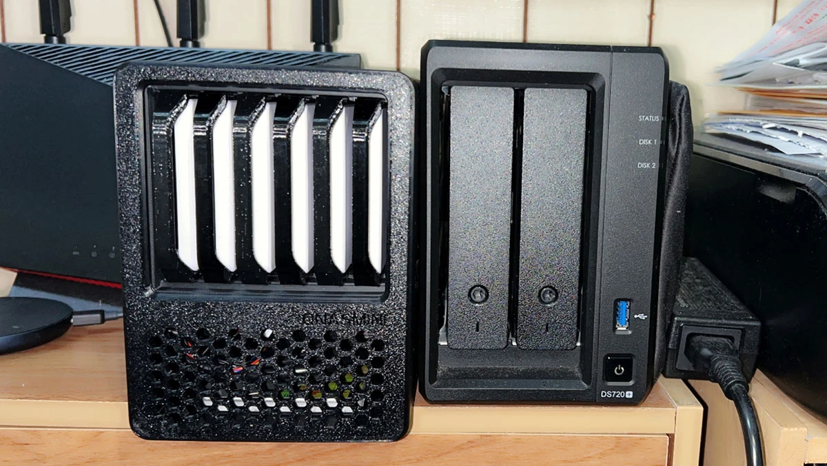 攻城濕不說的秘密 - QNAS MINI 展示